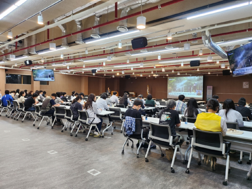 교육영상시청.jpg